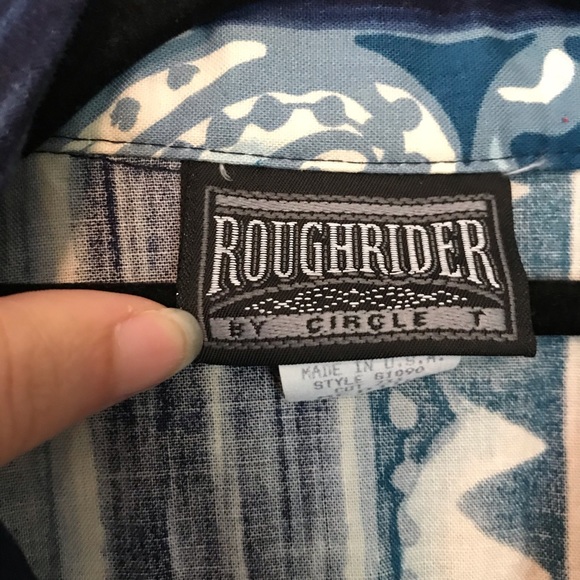 Vintage Circle T Asymmetrical Buttonup Shirt - Picture 4 of 6